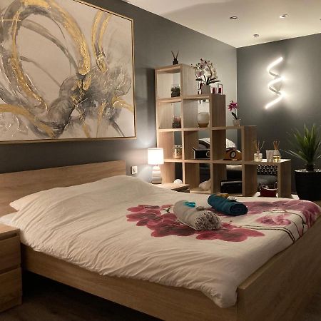 Suite Standing Au Coeur Du Jura Courbouzon  Eksteriør bilde
